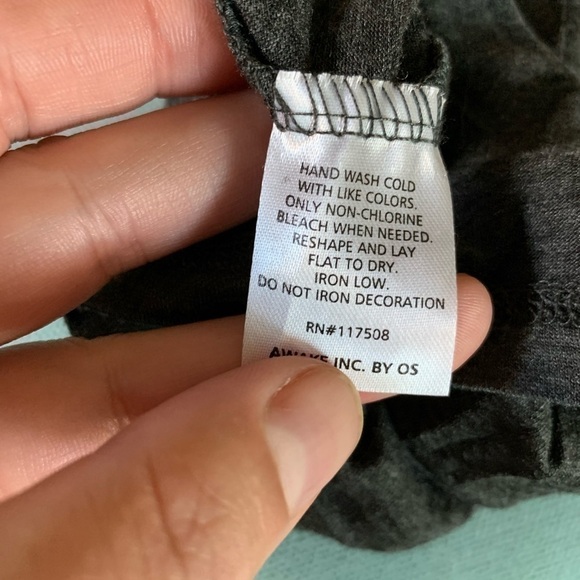 Zoe + Liv NWT Grey Good Times and Tan Line Tank - Picture 4 of 4